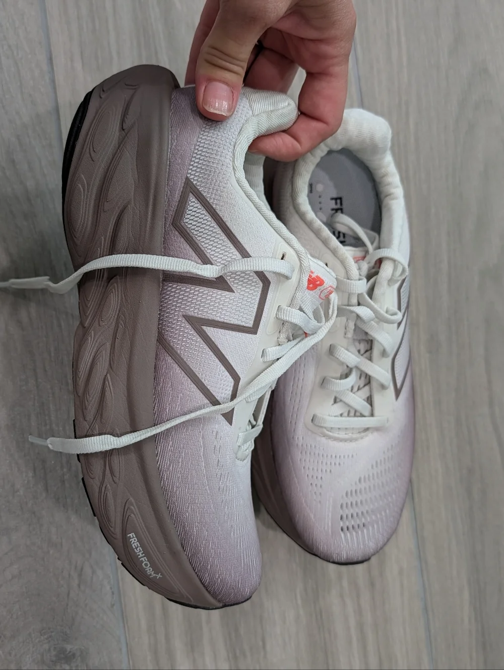 New Balance Fresh Foam 1080 V14 Running Shoes Size 6.5 - Picture 7 of 7